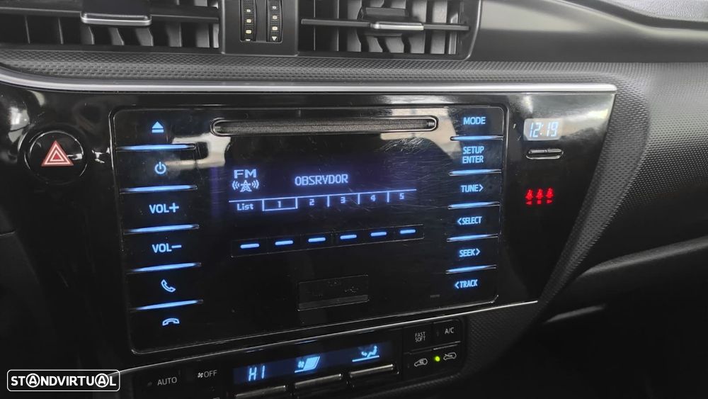 Toyota Auris 1.4 D-4D ACtive - 29