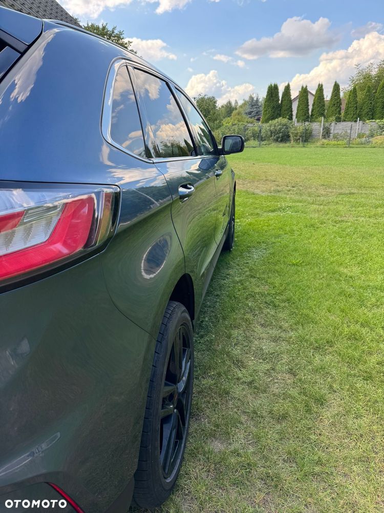 Ford Edge - 9