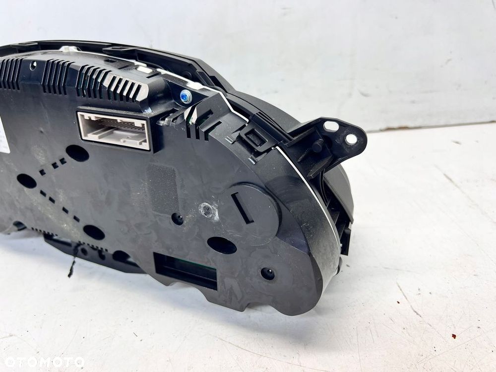 LICZNIK ZEGARY AUDI A5 8T 2.0 TDI 8T0920981K UK - 2