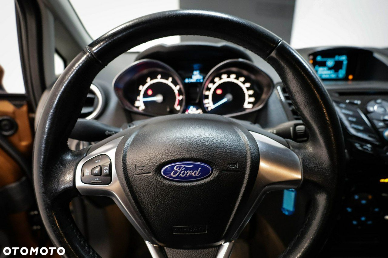 Ford Fiesta - 16