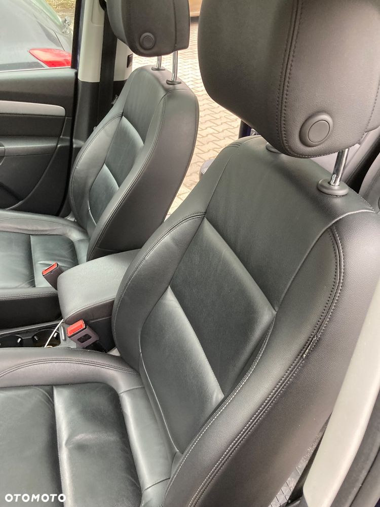 Volkswagen Sharan 2.0 TDI (BlueMotion Technology) Trendline - 28