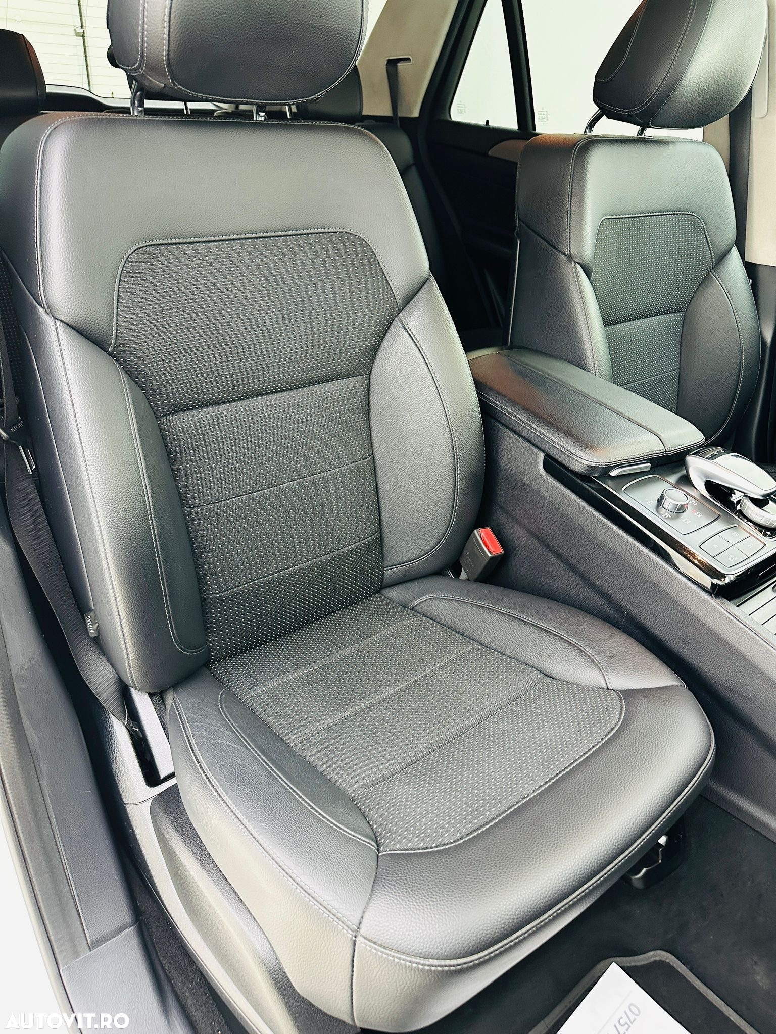 Mercedes-Benz GLE - 22