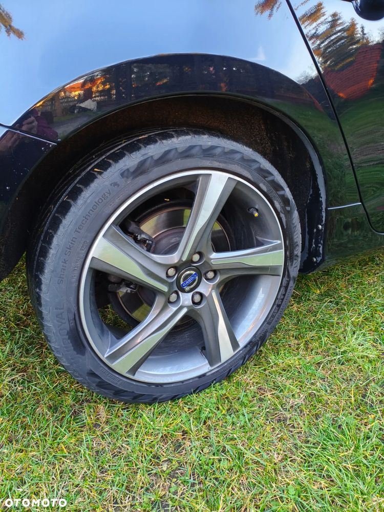 Volvo V60 D4 - 25