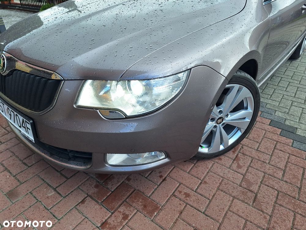 Skoda Superb 1.8 TSI Active - 2