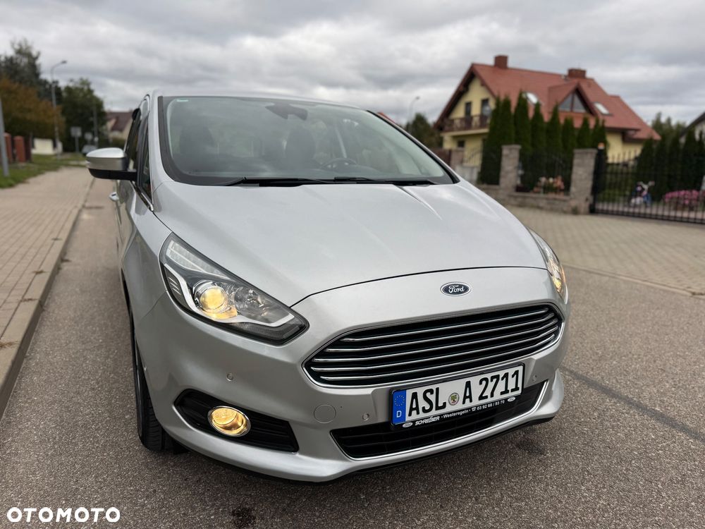 Ford S-Max 2.0 EcoBlue Titanium - 2
