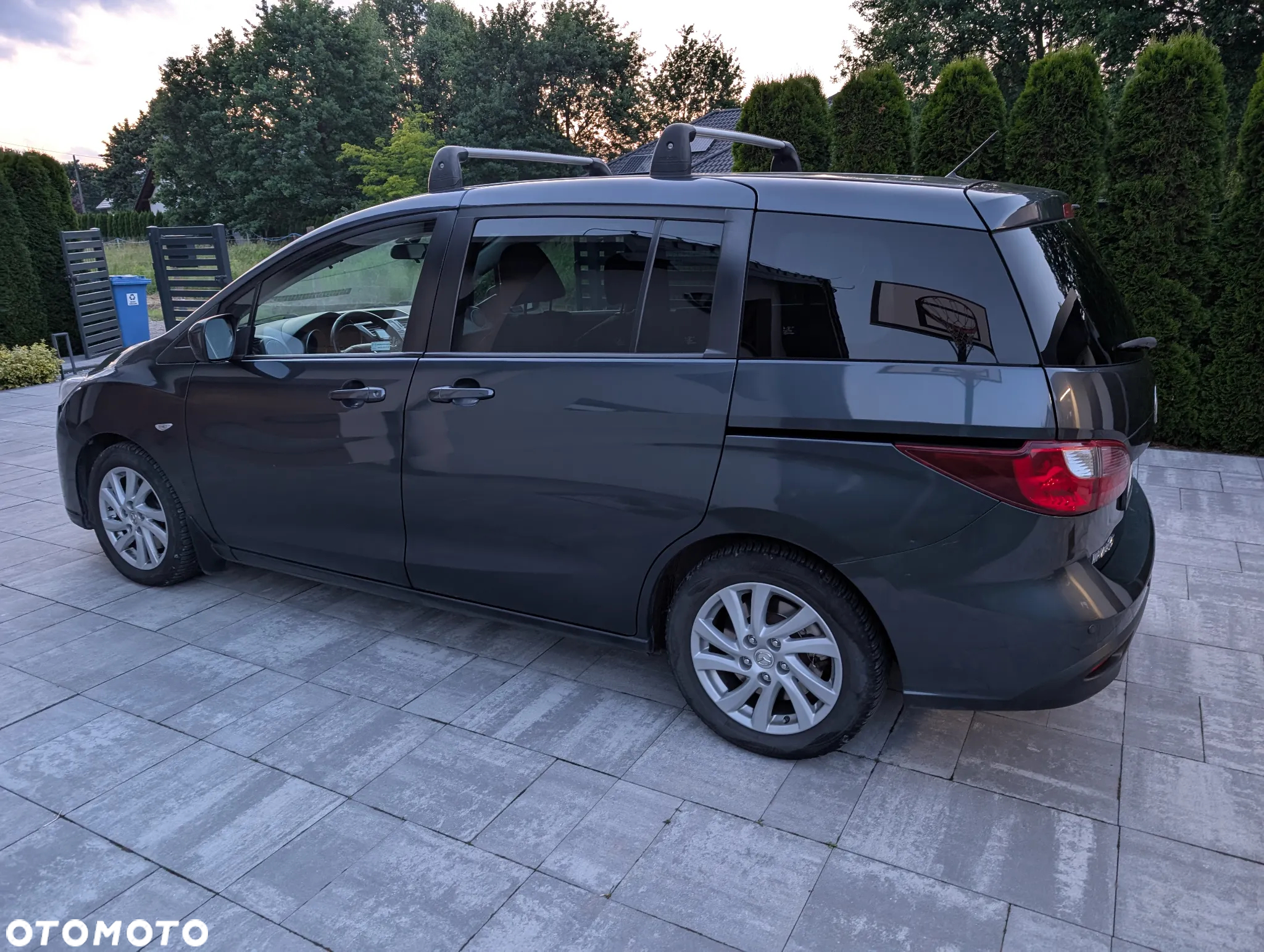 Mazda 5 - 5