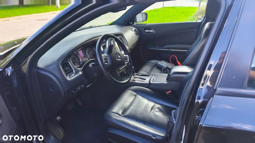 Dodge Charger 3.5 V6 SXT - 19
