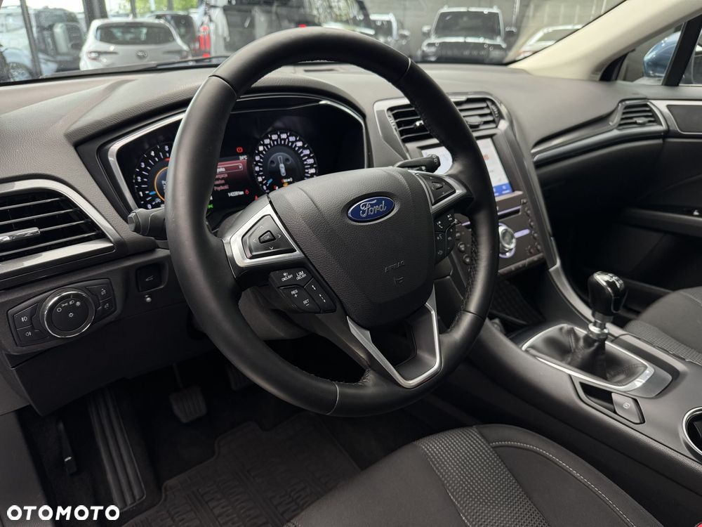 Ford Mondeo - 10