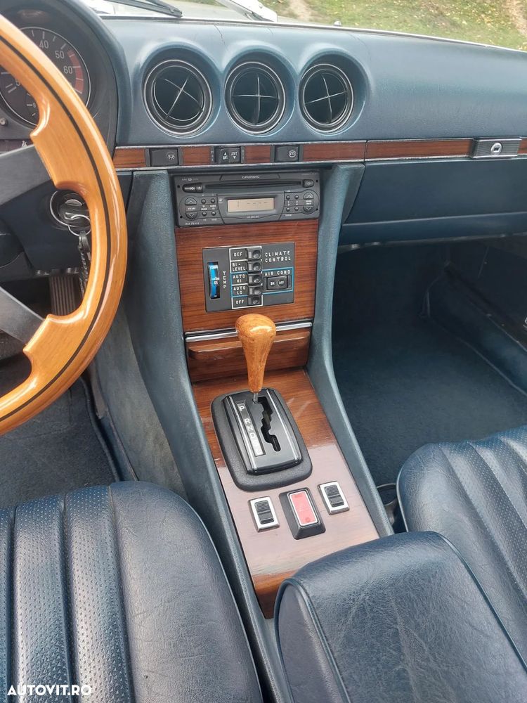 Mercedes-Benz SL - 24