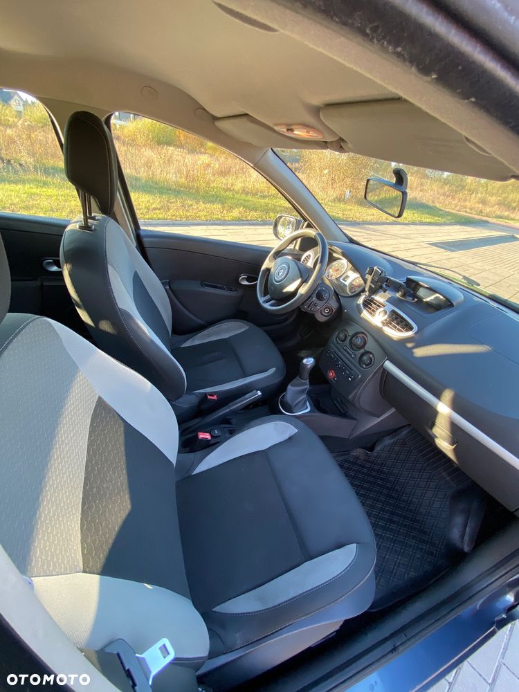 Renault Clio 1.2 TCE Authentique - 16