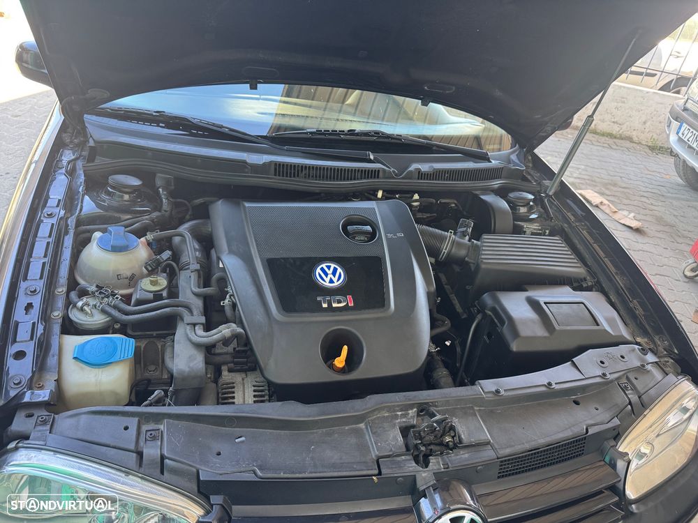 Volkswagen Golf 2002 photo 3