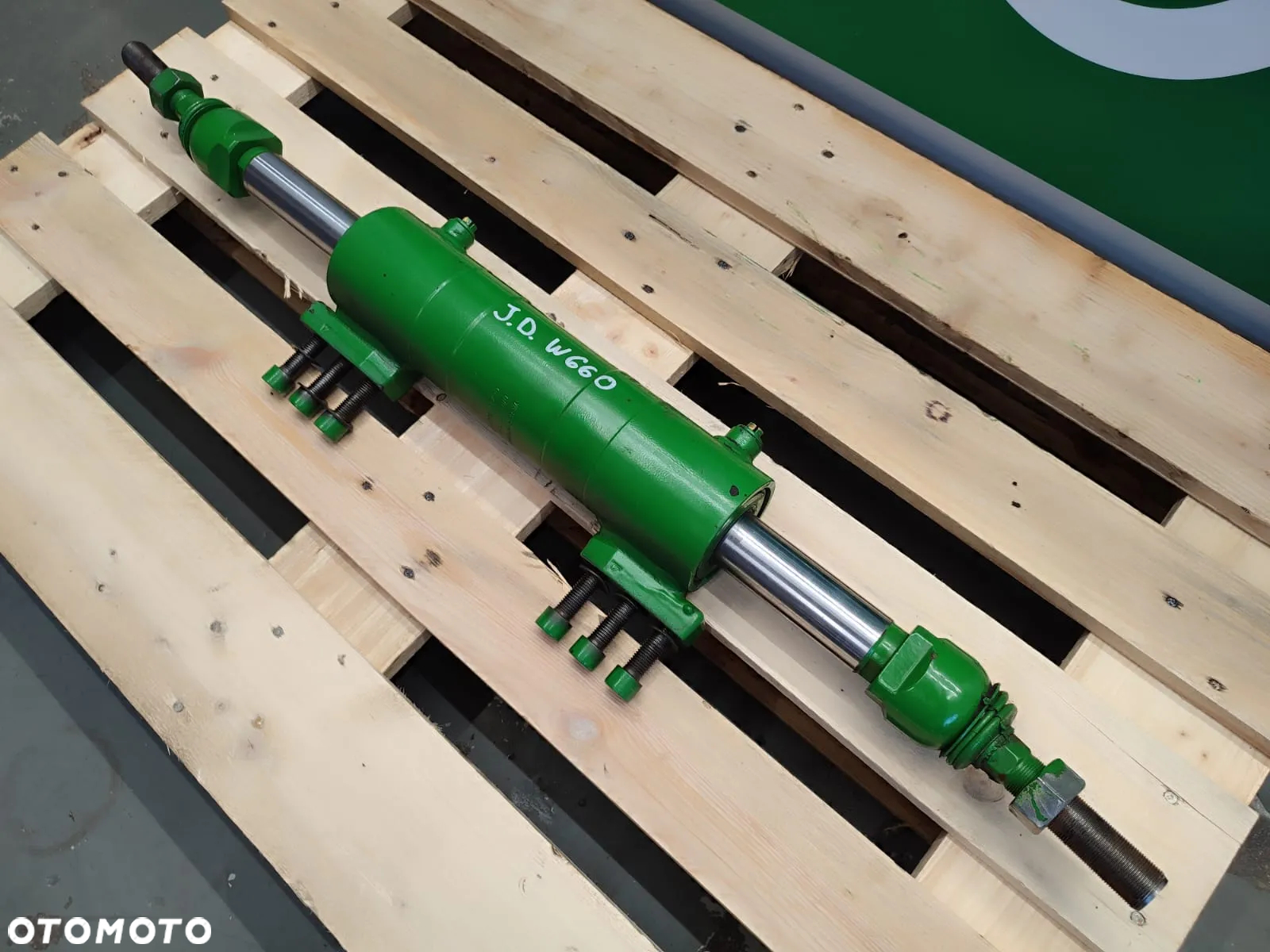 Siłownik skrętu  AXE59305  DANA 7332463202 John Deere W660 - 3