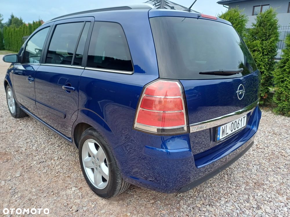 Opel Zafira 1.8 Cosmo - 15