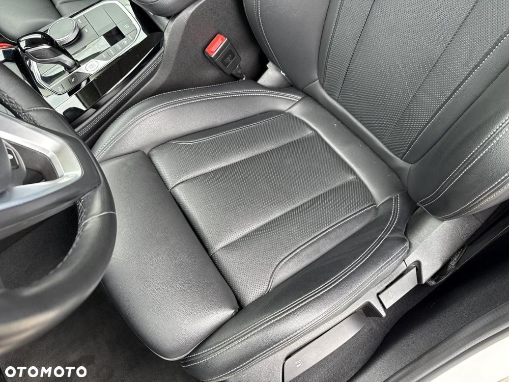 BMW X4 - 14