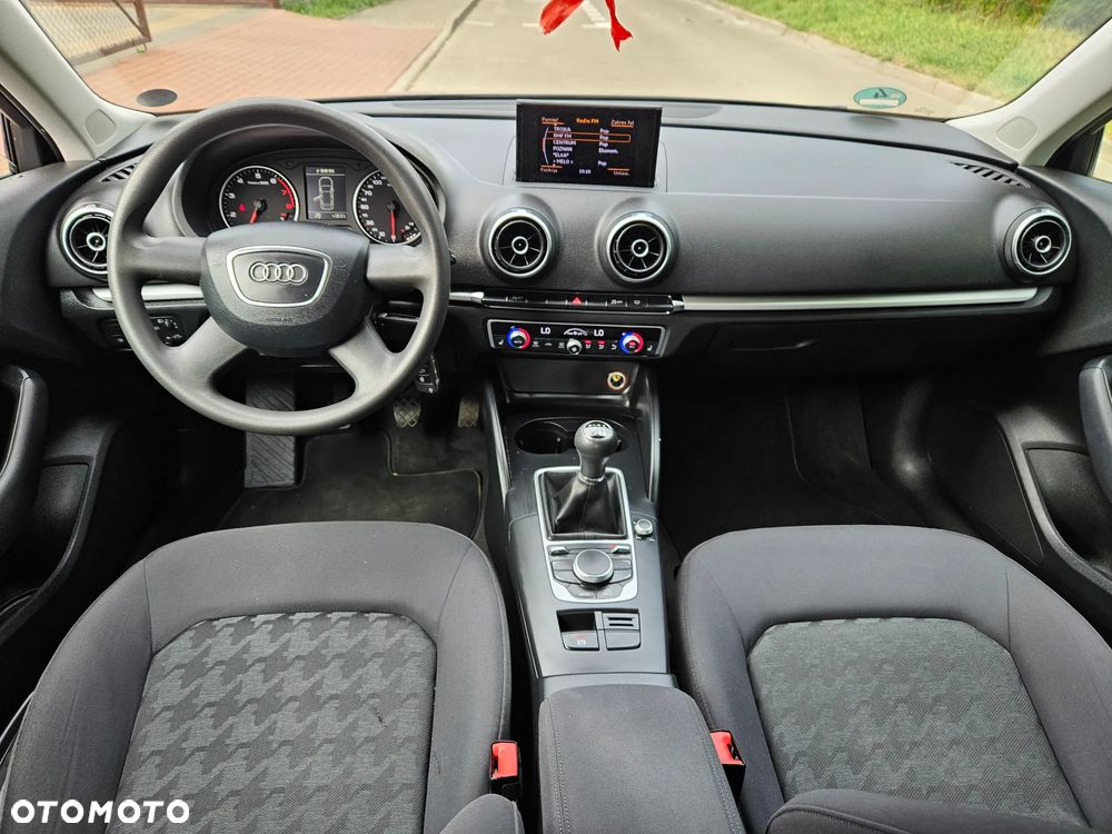 Audi A3 Sportback 1.4 TFSI Ambition - 11
