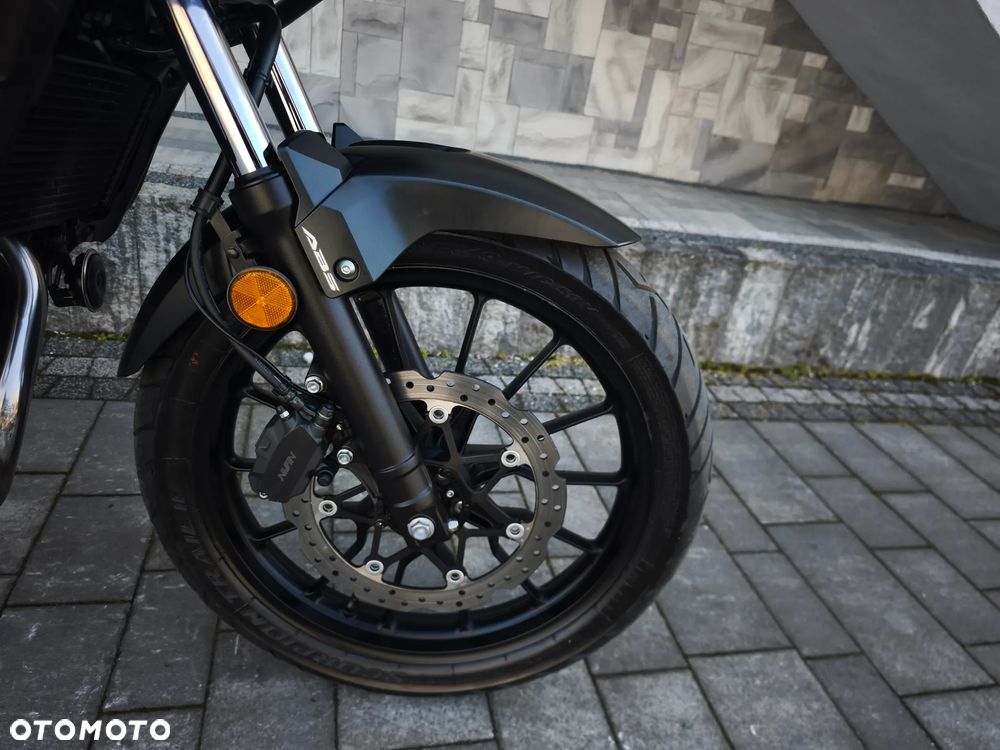Honda CB - 8