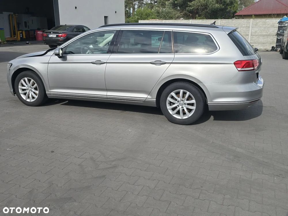 Volkswagen Passat 1.6 TDI (BlueMotion Technology) Comfortline - 2