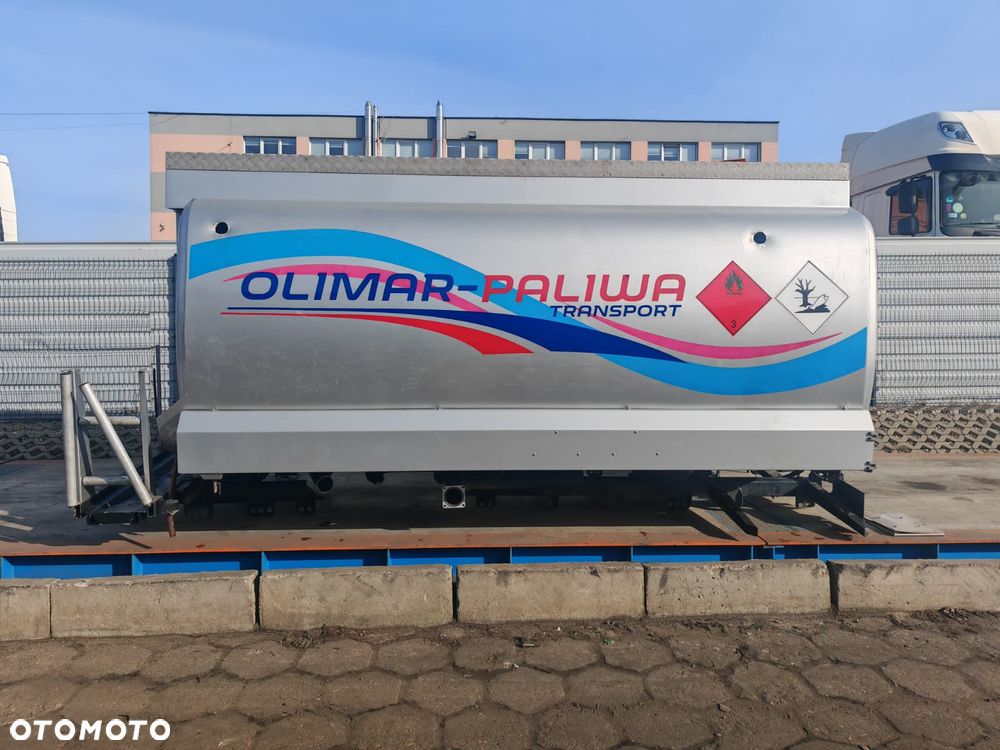 ZBIORNIK / POJEMNIK / BECZKA / CYSTERNA NA OLEJ /PALIWO ZBIORNIK NA DZIAŁKE - 1