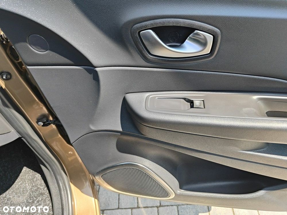 Renault Captur 0.9 Energy TCe Life - 24