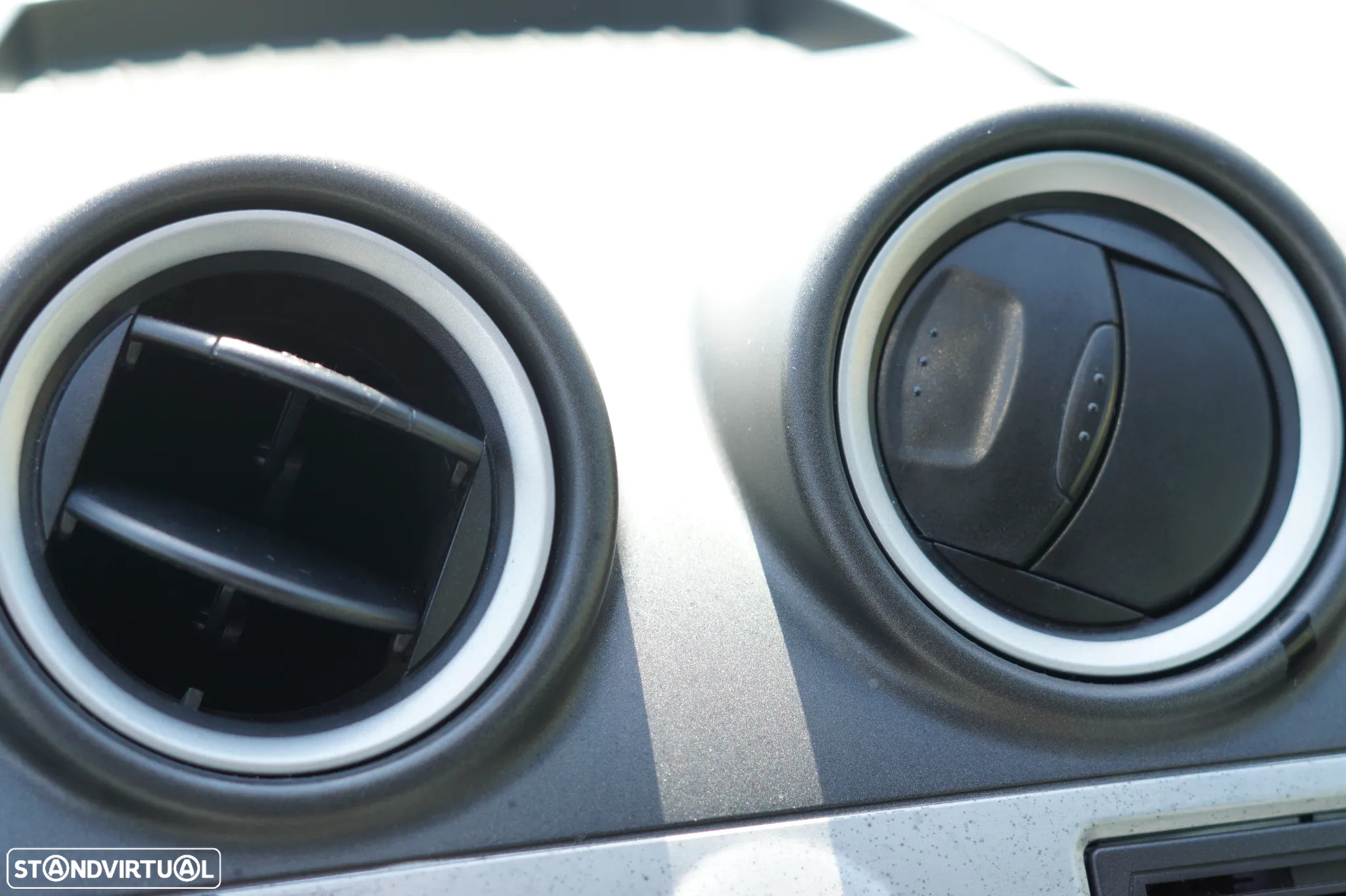 Ford Fiesta - 9