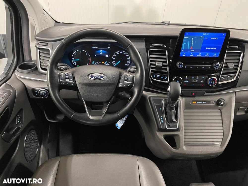 Ford Tourneo Custom Bus 320 2.0 EcoBlue 185 CP L2H1 Titanium Aut. - 6