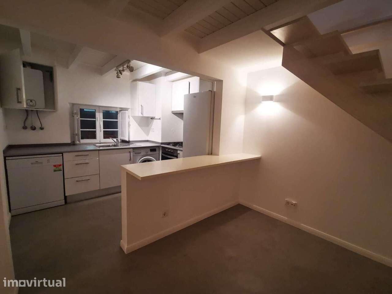 Duplex T1 em condomínio, Monte Estoril, Cascais - Grande imagem: 5/17