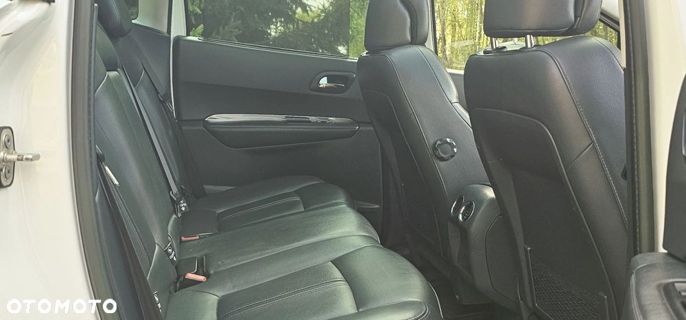 Peugeot 3008 2.0 HDi Premium+ - 19