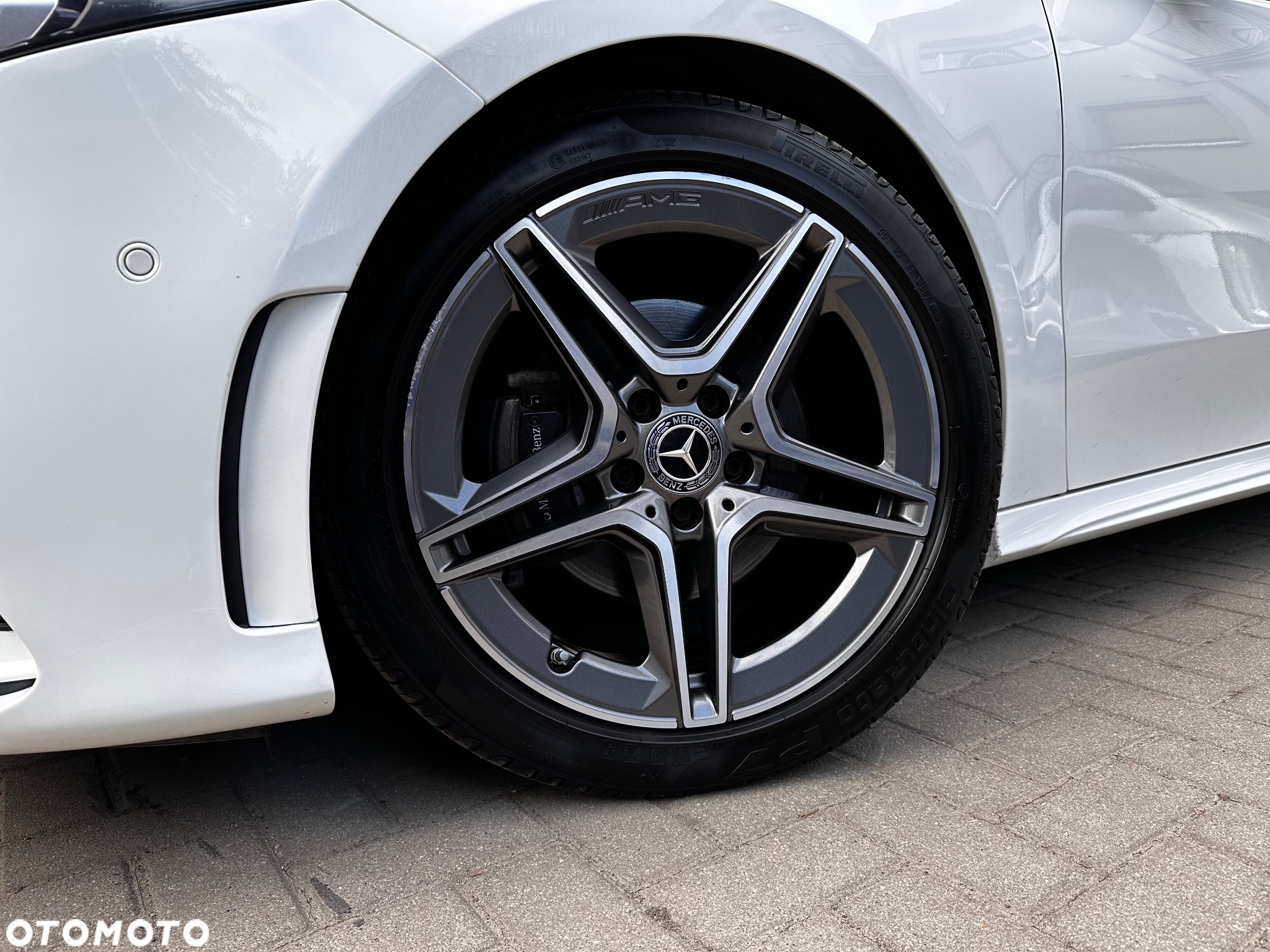 Mercedes-Benz Klasa A 200 7G-DCT AMG Line Advanced Plus - 27