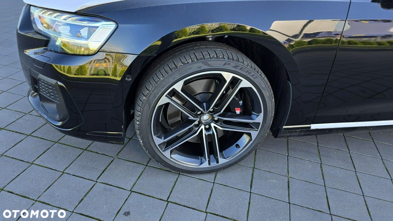 Audi S8 - 3