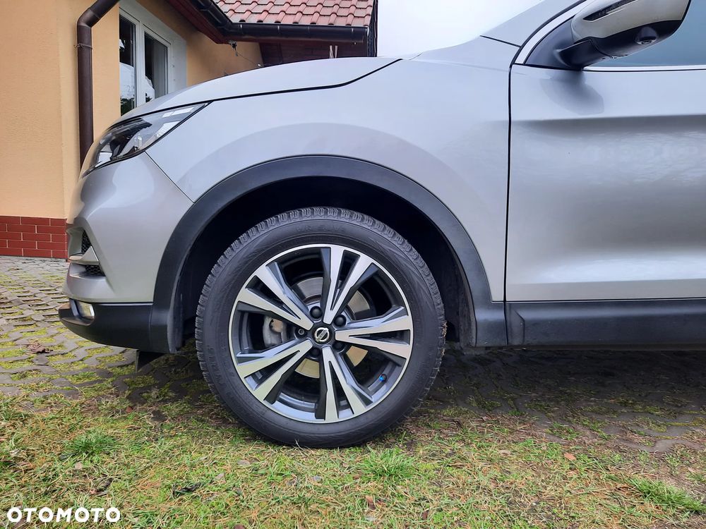 Nissan Qashqai 1.3 DIG-T N-CONNECTA - 10