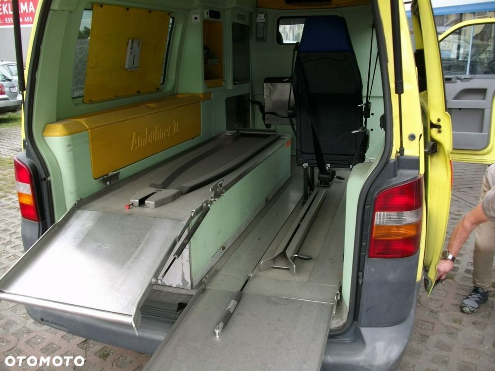 Volkswagen Transporter - 12