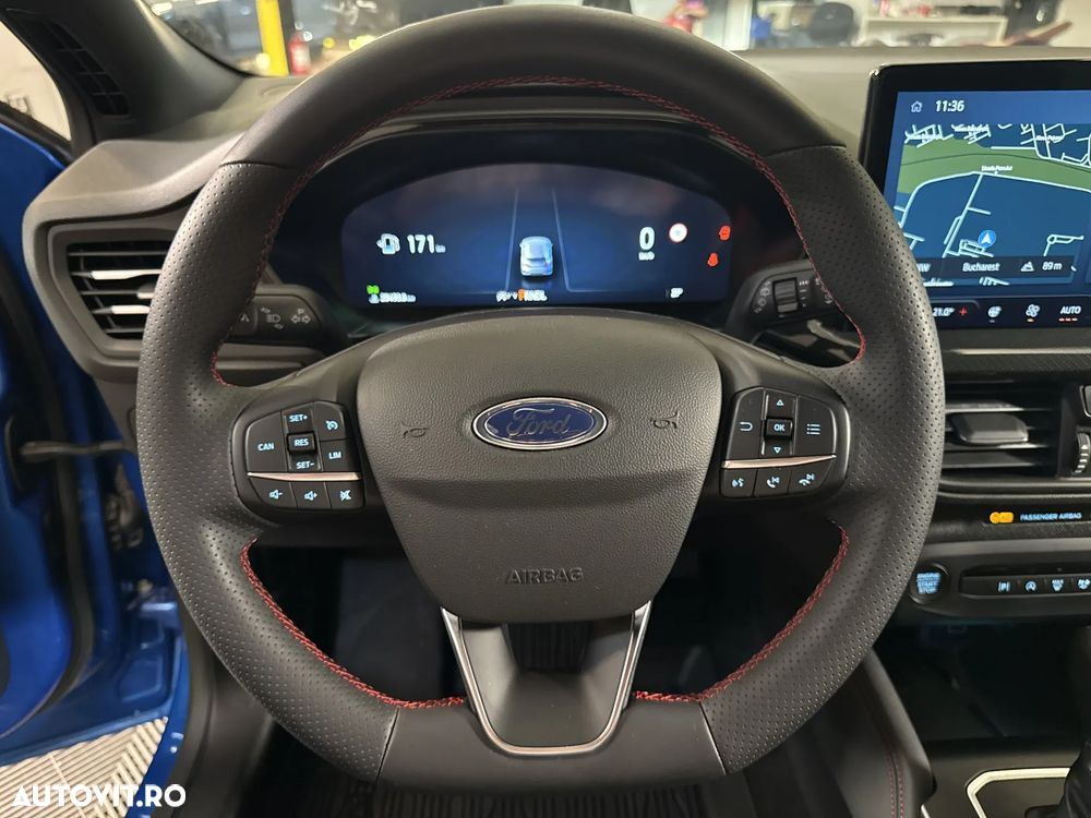 Ford Focus - 17