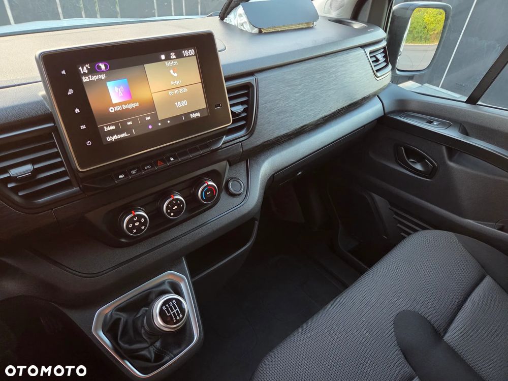 Renault TRAFIC - 21