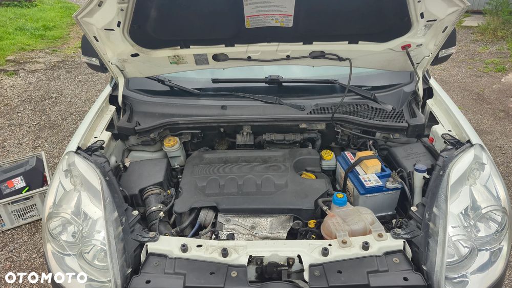 Opel COMBO-D-VAN - 8