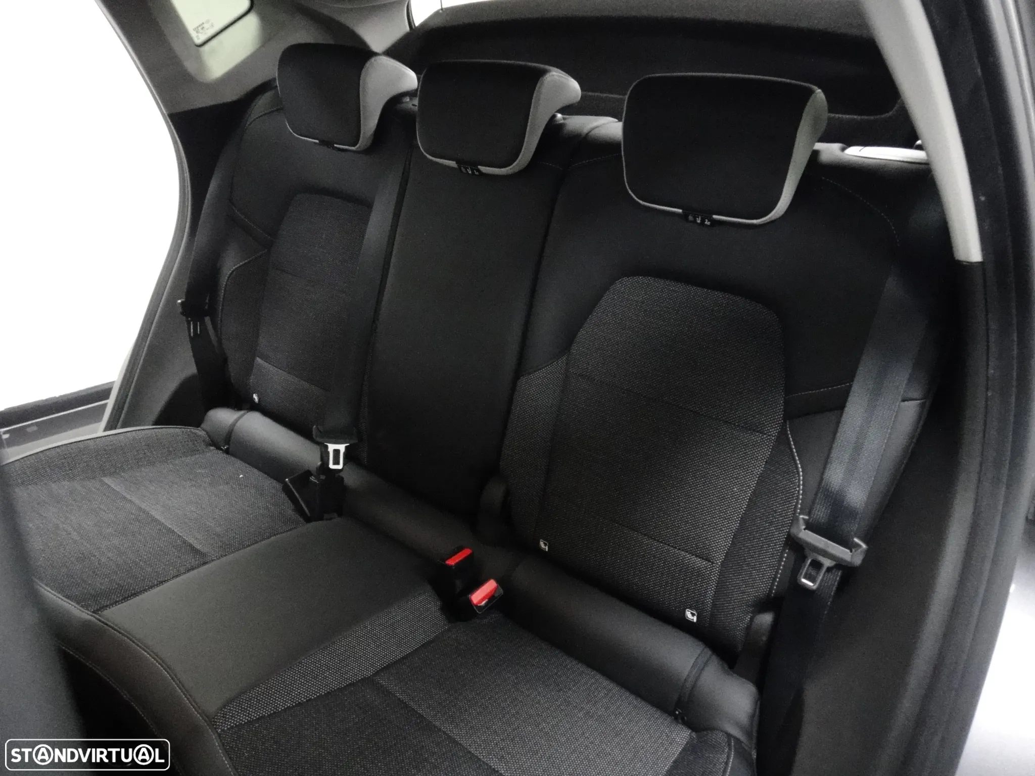 Renault Captur TCe 130 EDC GPF INTENS - 15
