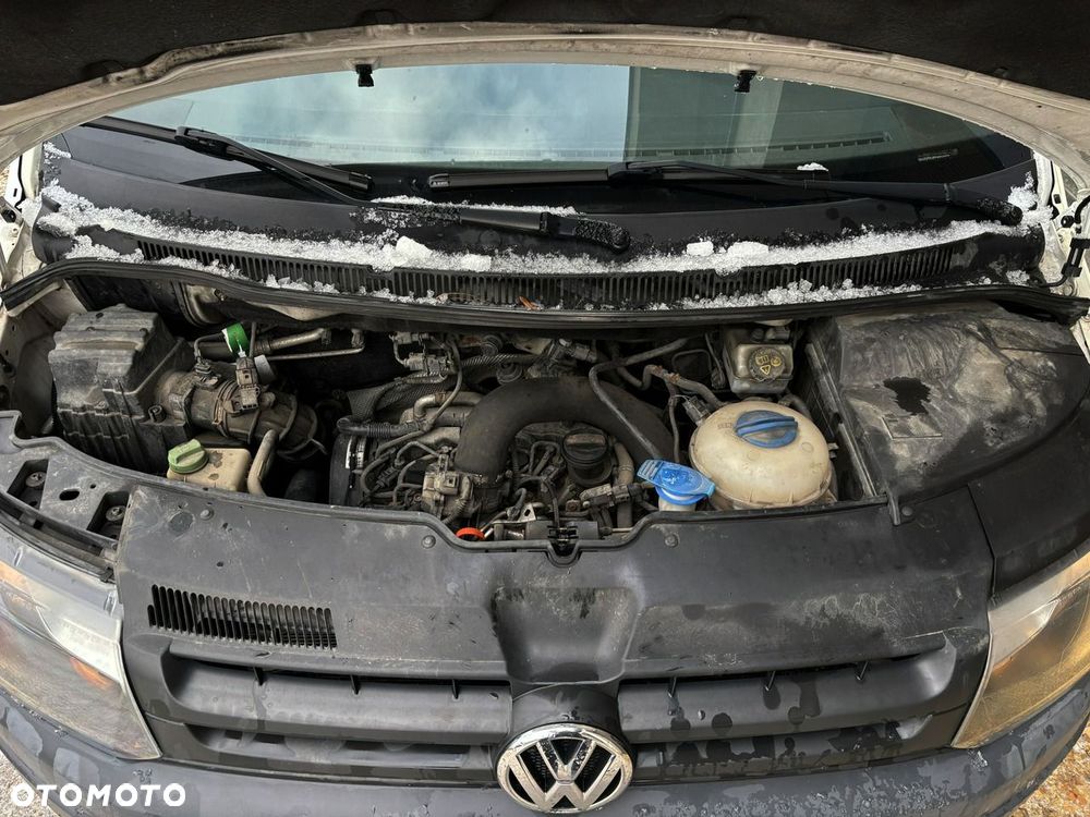 Volkswagen Transporter - 9