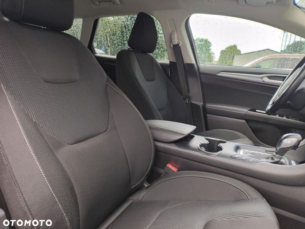 Ford Mondeo 2.0 Hybrid Titanium - 28