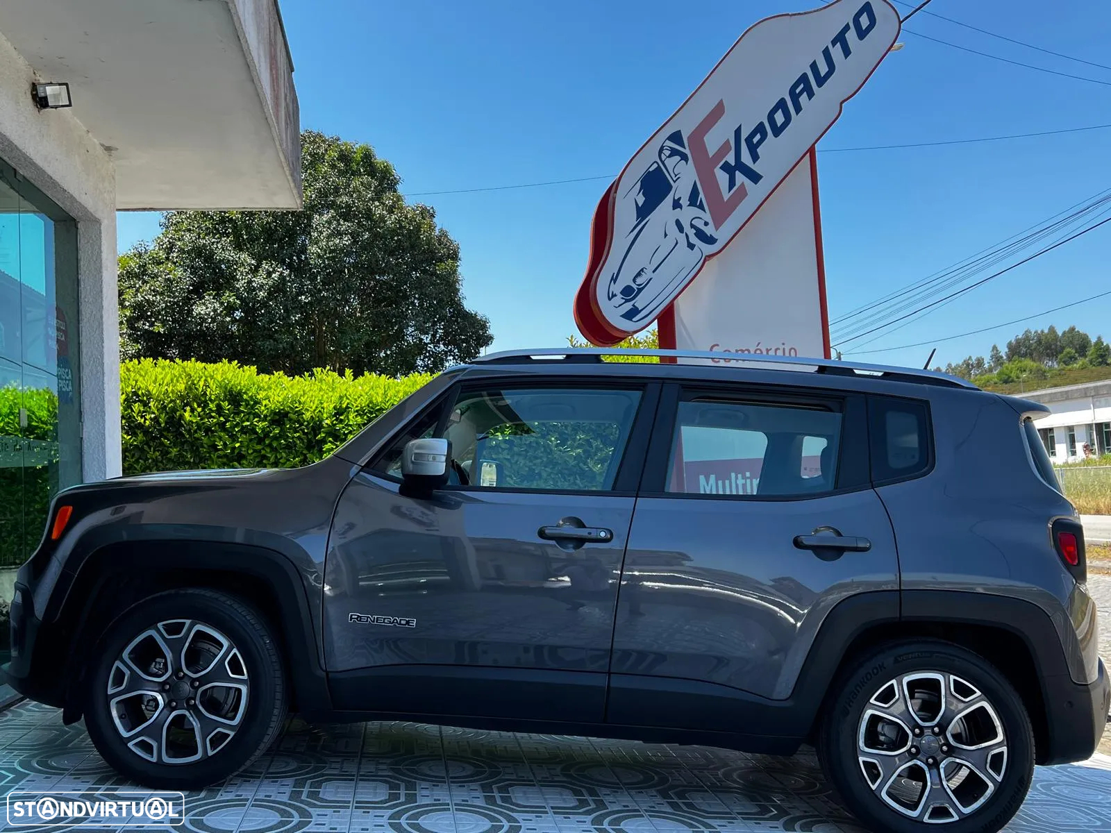 Jeep Renegade 1.6 MJD Limited - 28