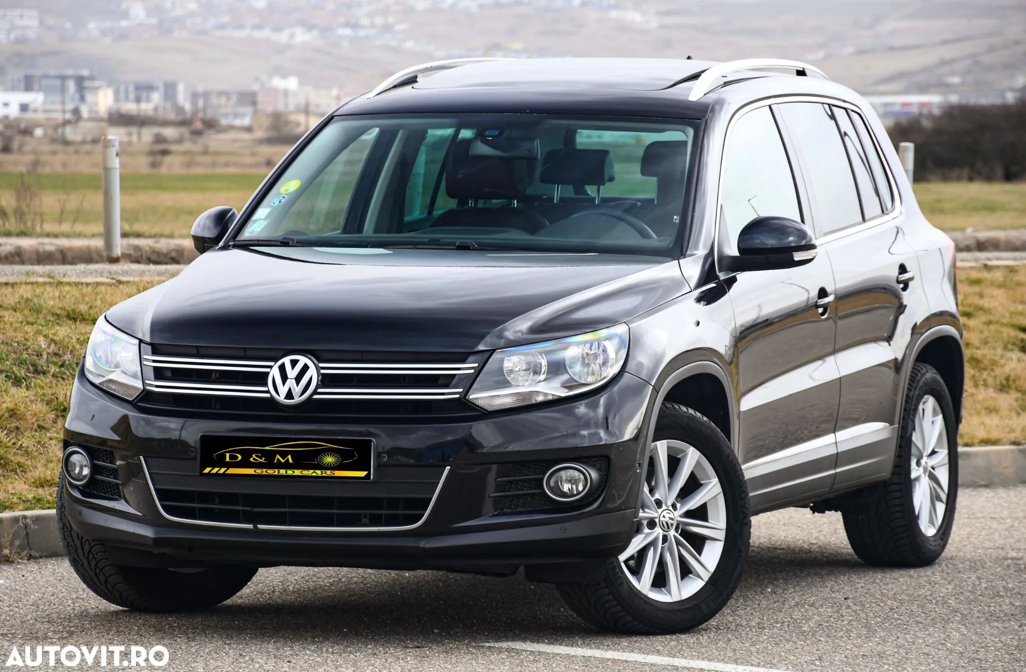 Volkswagen Tiguan 2.0 TDI 4Motion DSG Sport & Style - 1