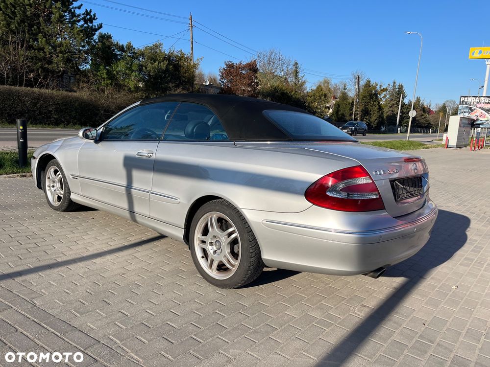 Mercedes-Benz CLK 320 - 3