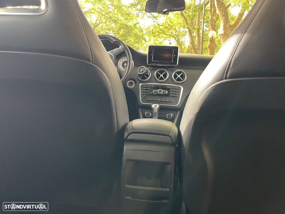 Mercedes-Benz A 180 CDI BlueEFFICIENCY - 19