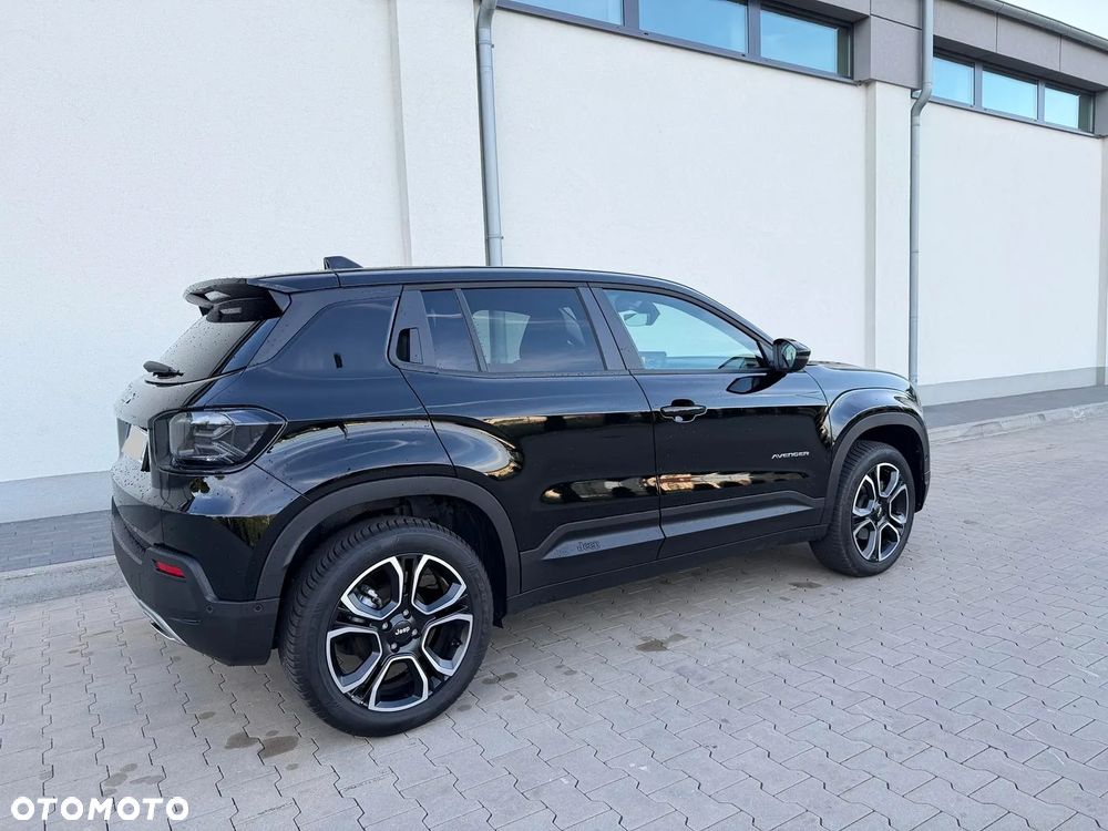 Jeep Avenger 1.2 T3 mHEV Summit Winter Edition FWD eDCT6 - 14
