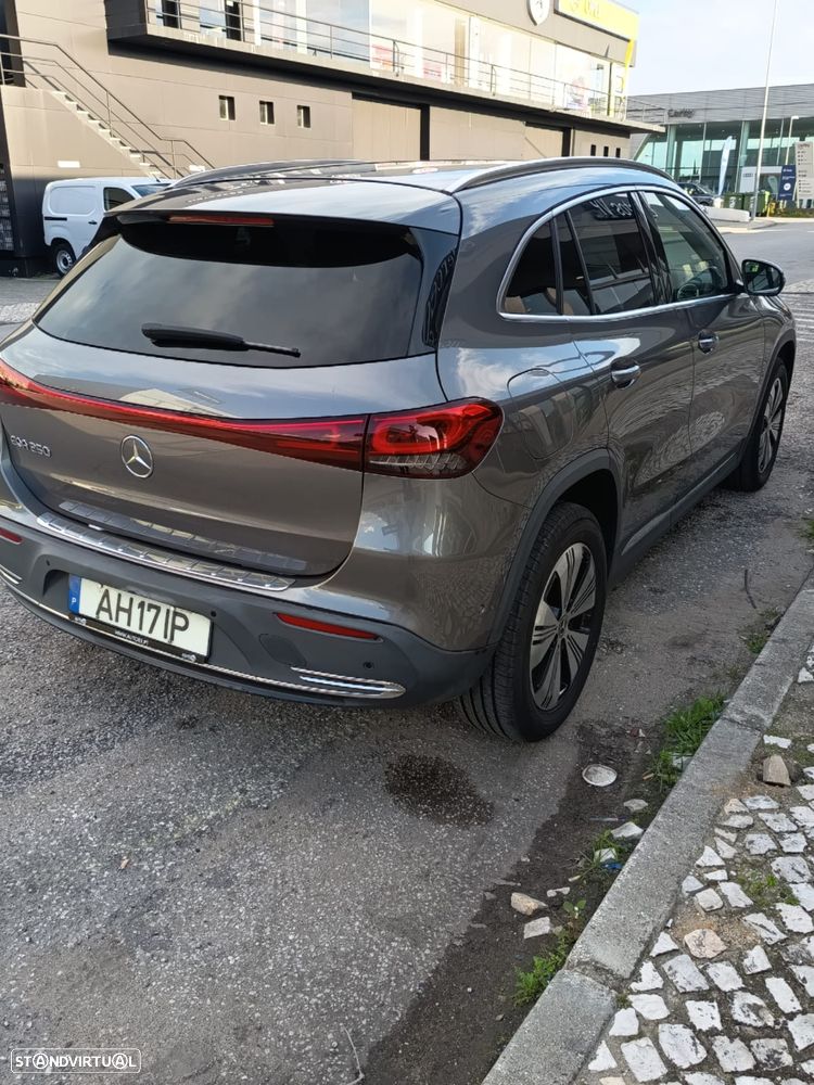 Mercedes-Benz EQA 250+ Progressive - 17