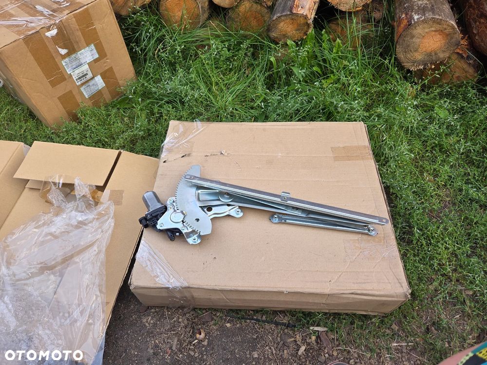podnosnik Mechanizm Podnoszenia Opuszczania Szyby lewy Przód przedni Opel Agila B Fiat Sedici Suzuki SX4 95512982 83530-63J01 83402-79J12 - 2