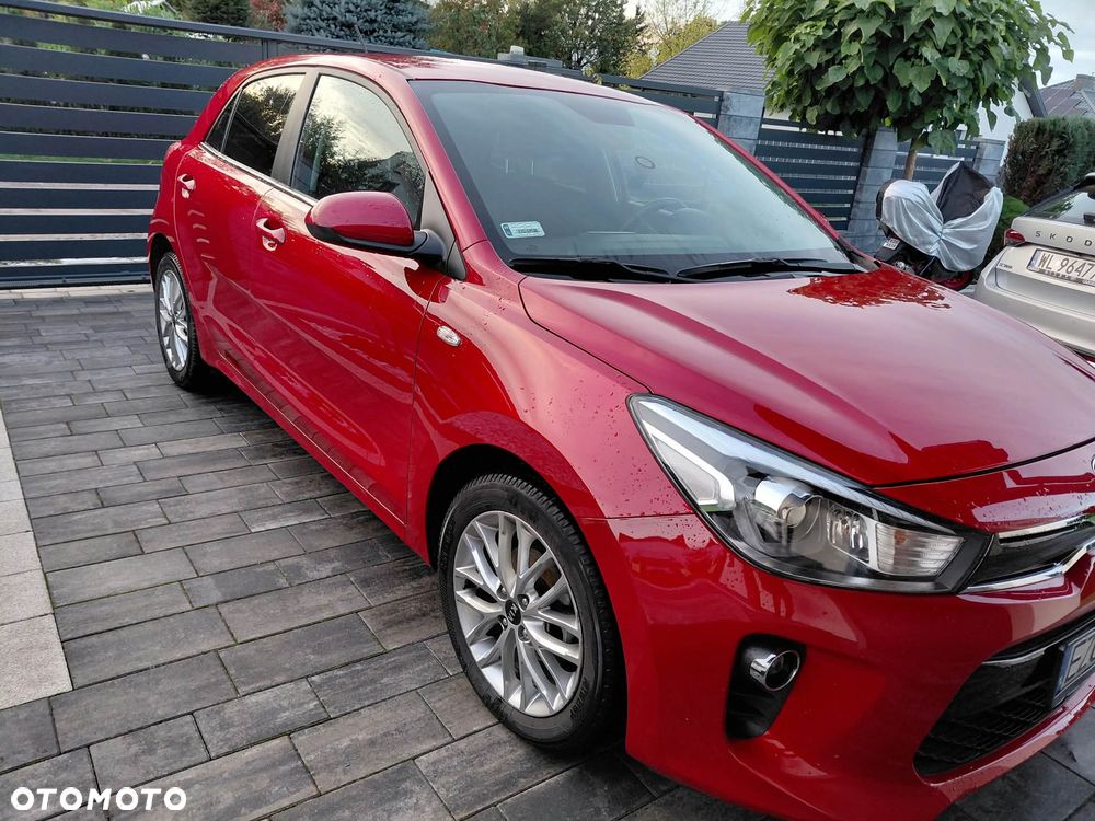 Kia Rio - 25