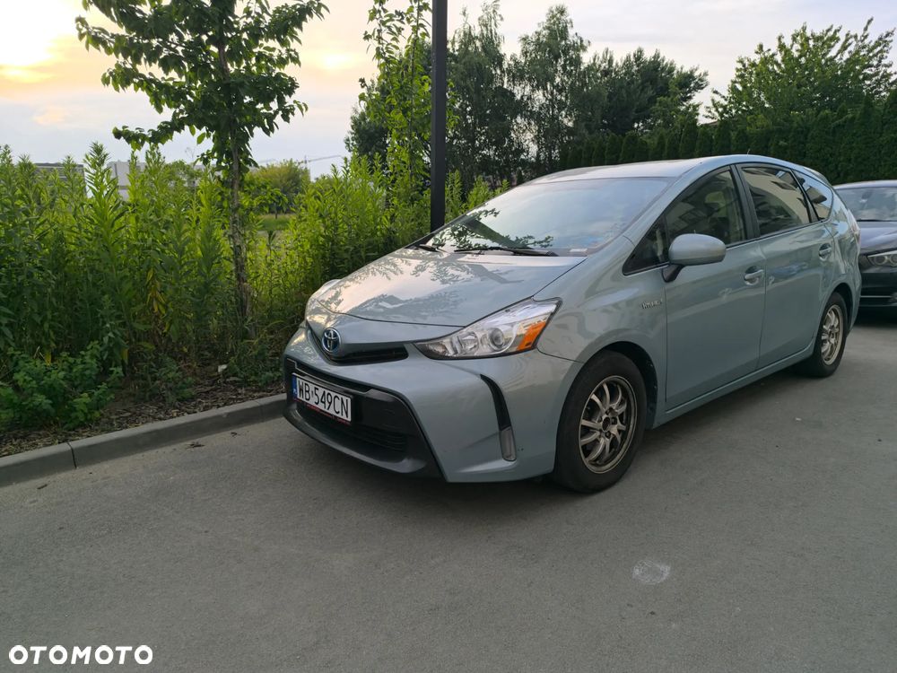 Toyota Prius 1.8 Hybrid Premium - 4