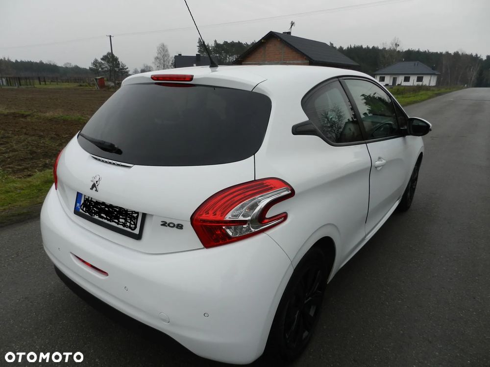 Peugeot 208 1.2 PureTech Active - 18