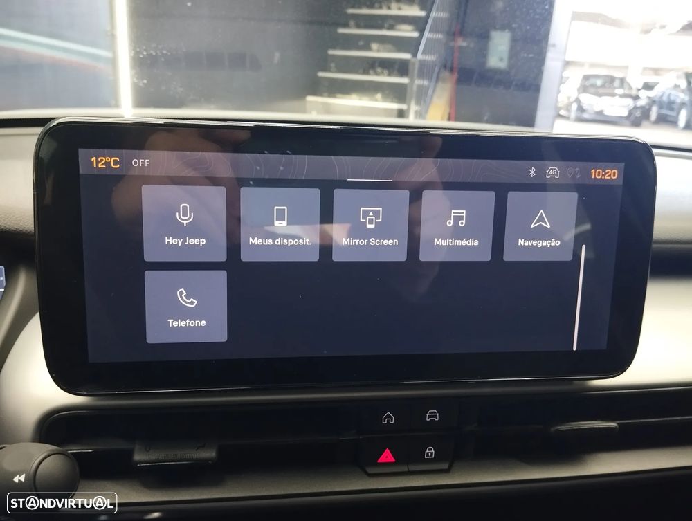 Jeep Avenger 1.2 e-Hybrid Longitude DCT - 33