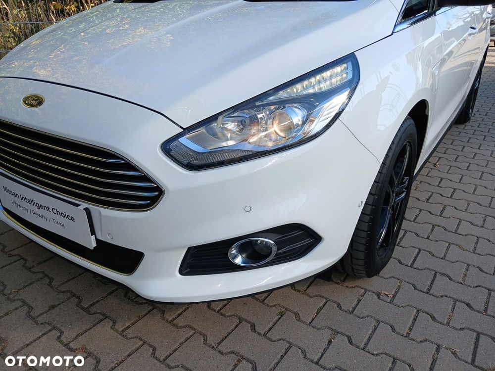 Ford S-Max 2.0 TDCi Titanium PowerShift - 28