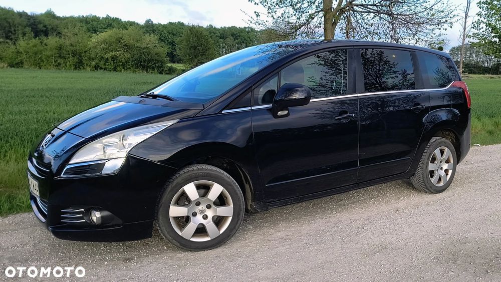 Peugeot 5008 - 11